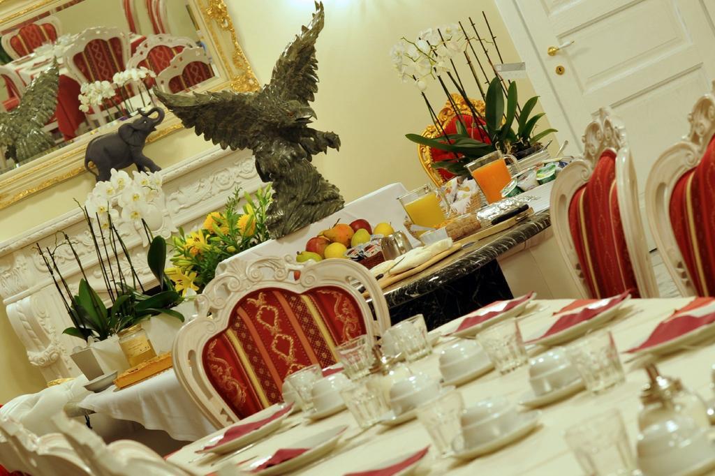 Agriturismo Cascina Varie Castagnito Buitenkant foto